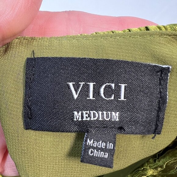 VICI Lorraine Satin Cutout Plisse Midi Dress Chartreuse Green Textured Medium - Picture 7 of 15